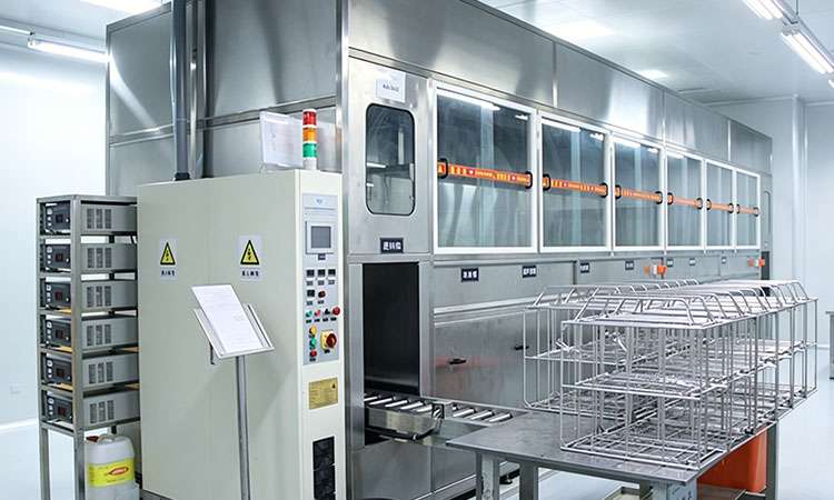 車間清洗劑浪費(fèi)、人工成本高？大型工業(yè)超聲波清洗機(jī)幫你降本增效30%